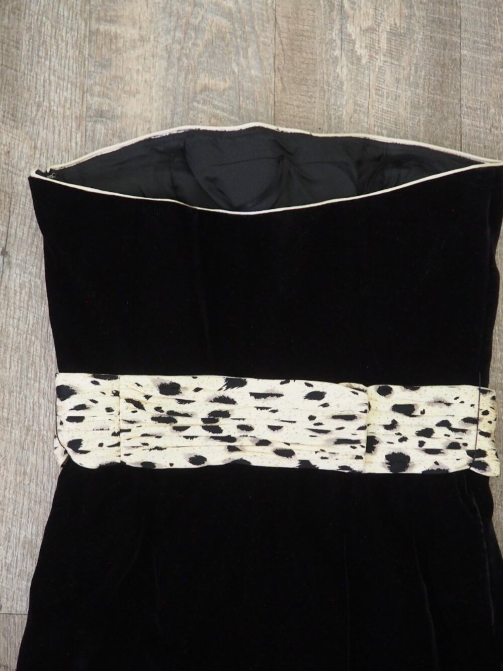 Vintage Silks by St. Gillian Black Strapless Velvet Mini Dress sz 8 - Picture 5 of 10